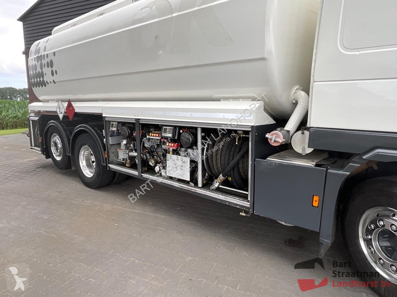 Kamion Volvo FM 9.380 6x2 Euro 5 Tanker Truck...