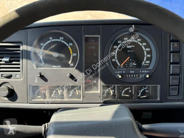 Kamion Nissan M90 T160 CISTERNA CARBURANTI E...