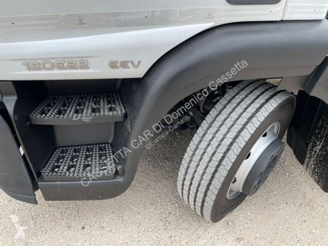 Kamion Iveco EUROCARGO120E22 SCARRABILE NUOVO...