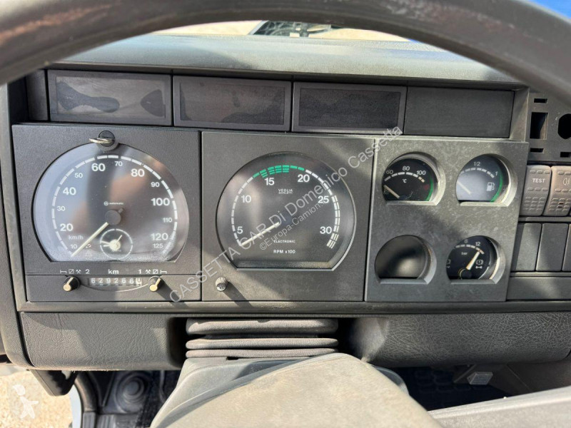 Kamion Iveco EUROCARGO 170E27 CASSONE FISSO+GRU...