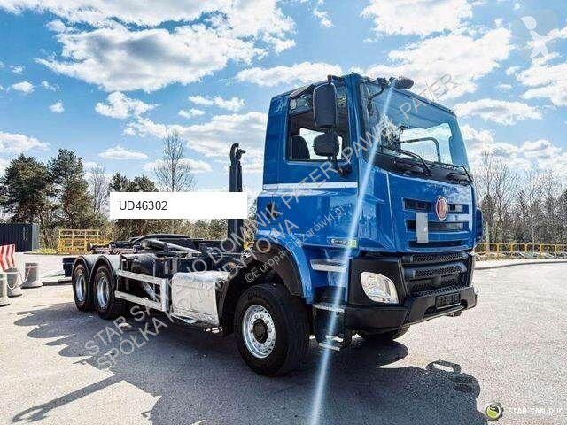 Kamion Tatra T158 PHOENIX 6x6 Euro 6