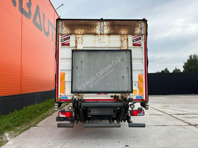 Kamion Scania P 360 6x2*4 BOX =9718 mm