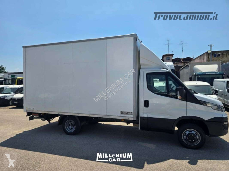 Kamion Iveco 35-14 FURGONE SPONDA  KM 134MILA