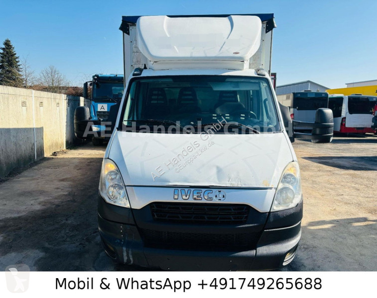 Véhicule utilitaire Iveco 70