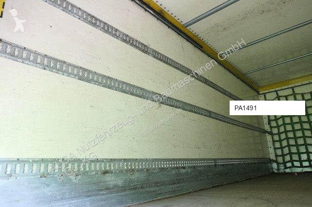 Kamion  Lübtheen WKO 715. Wechselkoffer. BDF....