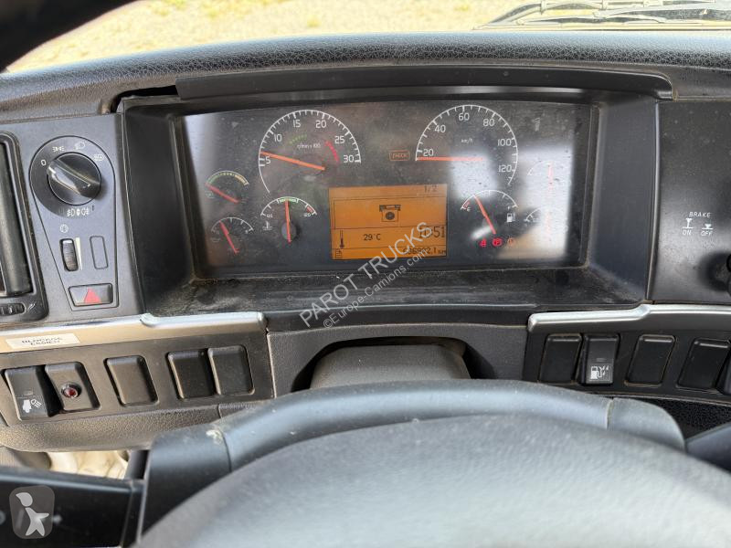 Camion Volvo 380