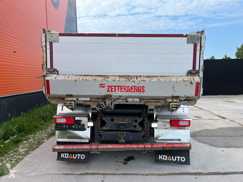 Kamion Volvo 350 6x2*4 BOX L=5383 mm