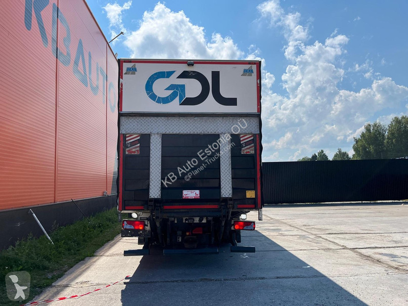 Camion MAN TGX 6x2*4 HULTSTEINS / BOX L=8553 mm