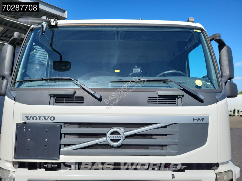 Camion Volvo 330 4X2 4,60m Wheelbase BDF...