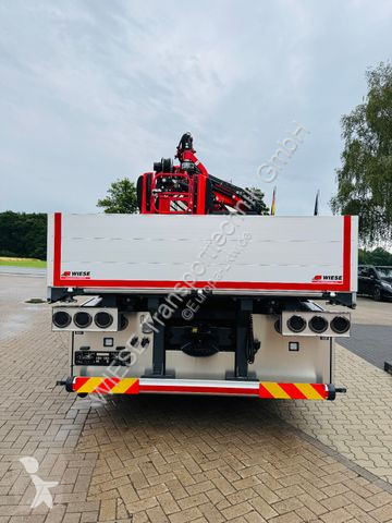 Traktor Volvo 10x4 mit F1150 Ladekran,...