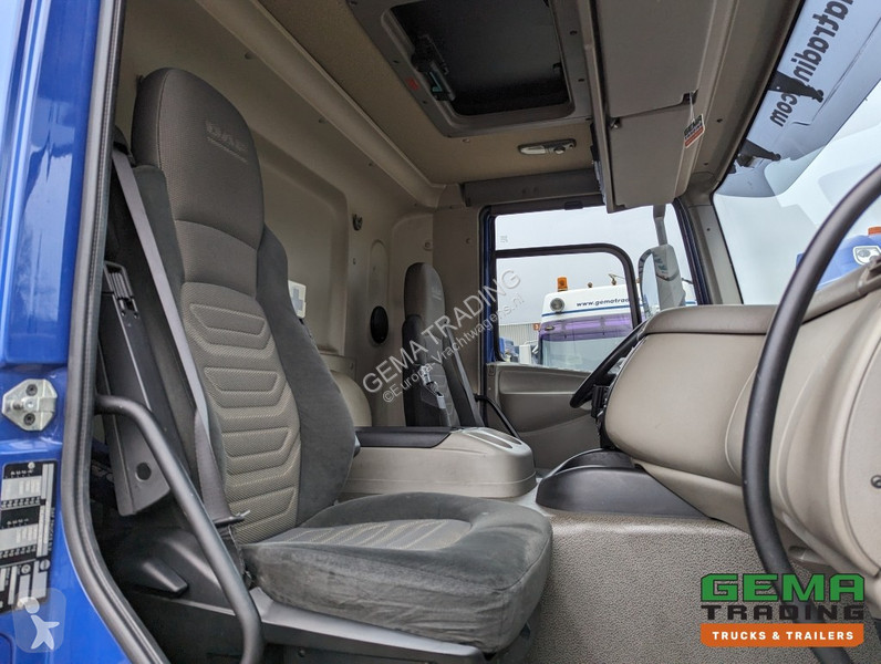 Camión DAF FA 220 4x2 Daycab Euro5 Cooling...