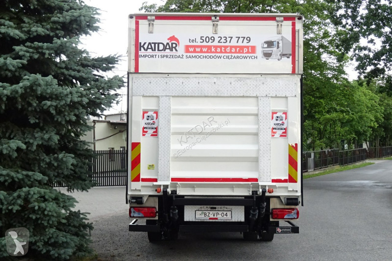 Camion MAN TGL12.220 Euro 5 kontener 19 palet...