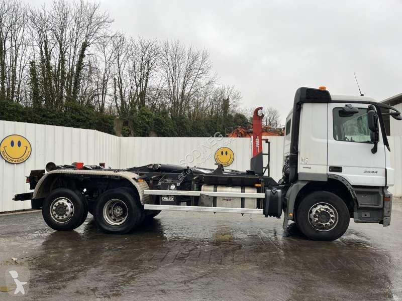Kamion Mercedes ACTROS 2544