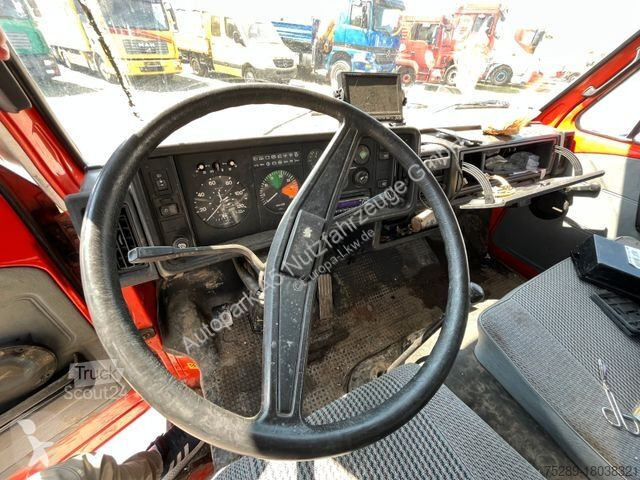 Kamion MAN VW-MAN LO2 Koffer Schlafkabine