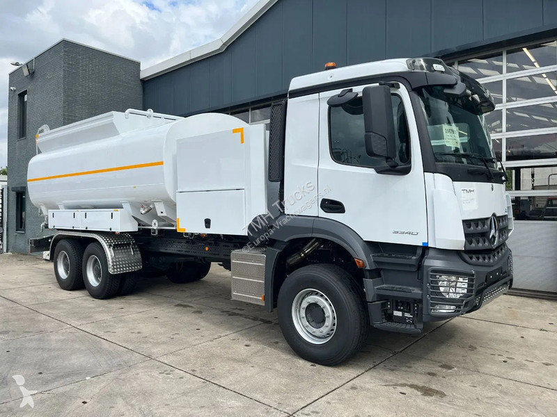 Lastbil Mercedes 3340 6x6 Water Tank Truck