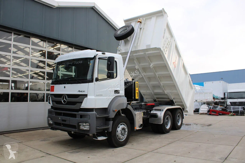 Camion Mercedes 3344 K 6x4 Tipper Truck