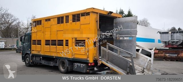 Lastbil Volvo FM 260 mit KABA 2 Stock Vollalu...
