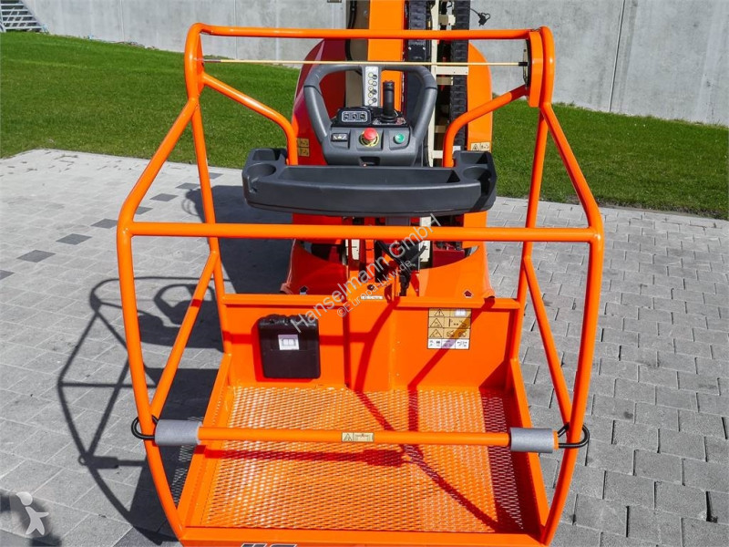 Piattaforma aerea JLG 12E Plus