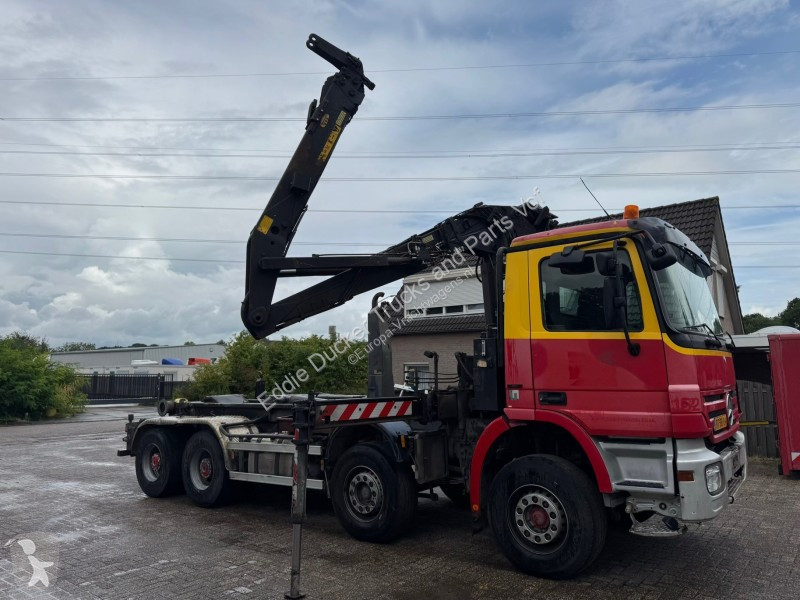 Camion Mercedes ACTROS 3741 8X4 STEEL SUSPENSION