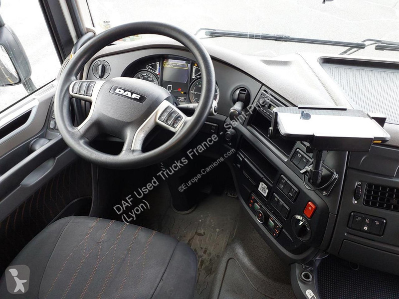 Camion DAF 450 FAR 6X2 R