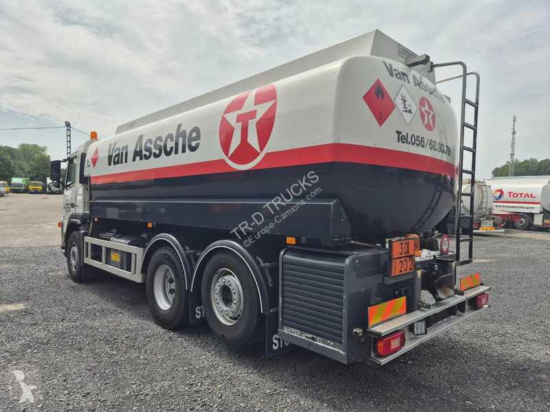Camion Volvo 400 18000L FUEL/CARBURANT - 5 COMP...