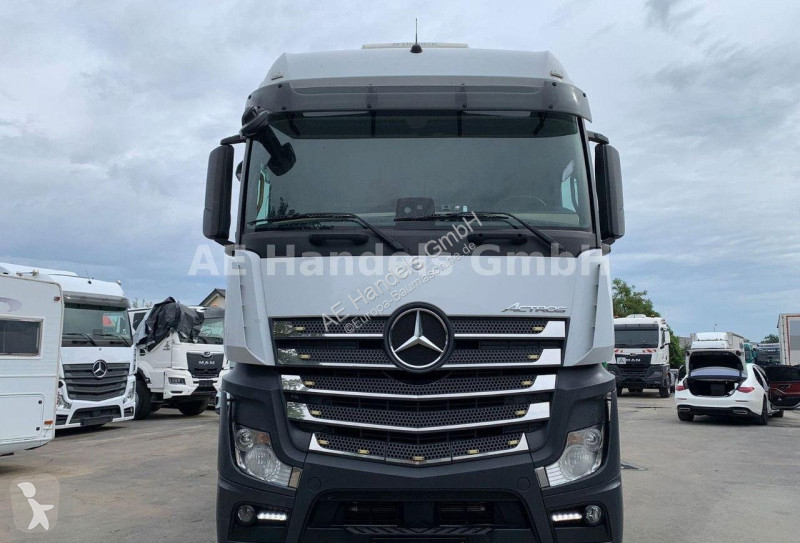 Grua Mercedes 2645