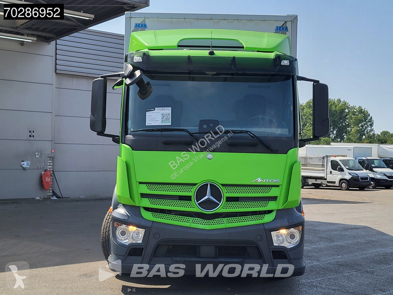 Kamion Mercedes 1827 4X2 19tonner 2tons...