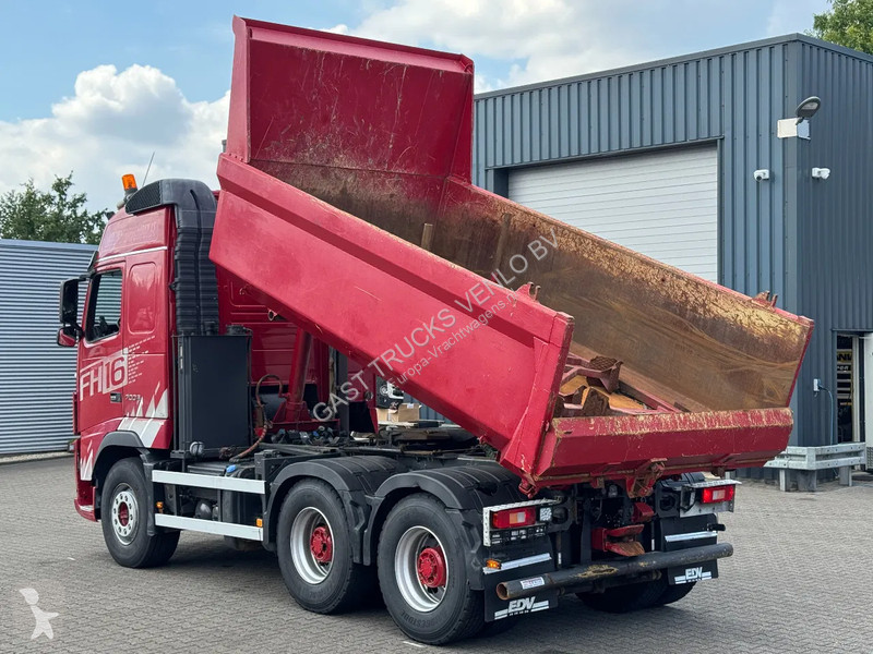 Kamion Volvo 16700 6x4 Tipper And Tractor Combi...