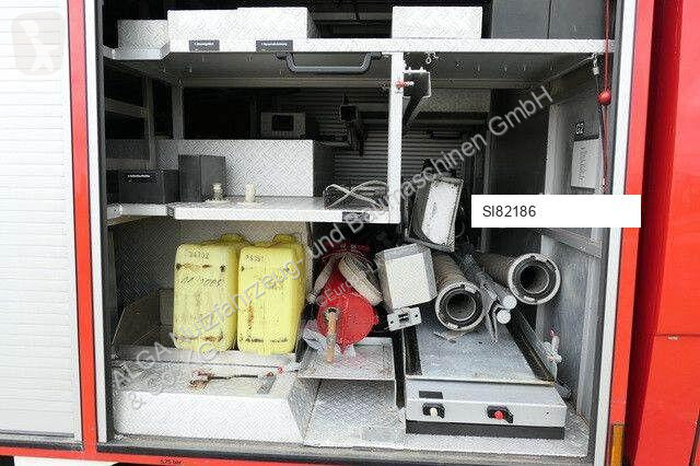Camion Mercedes 814 F/Feuerwehr/Pumpe/9 Sitze