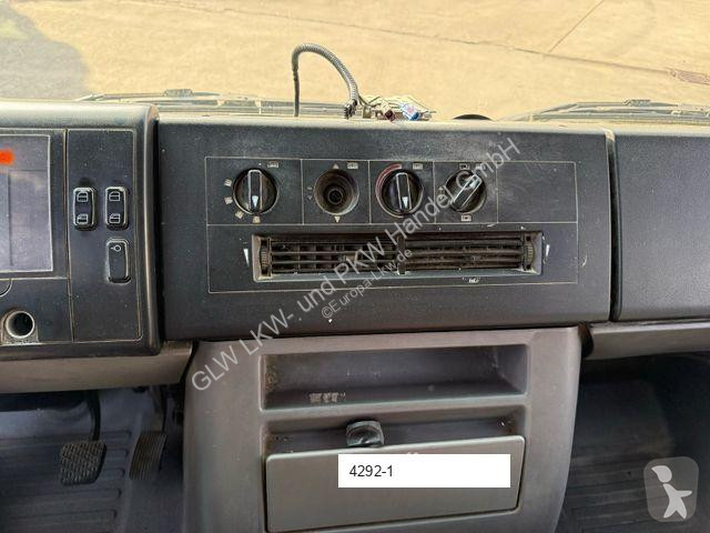 Camión Mercedes VARIO 816 D DOKA 7-Sitz Plane...
