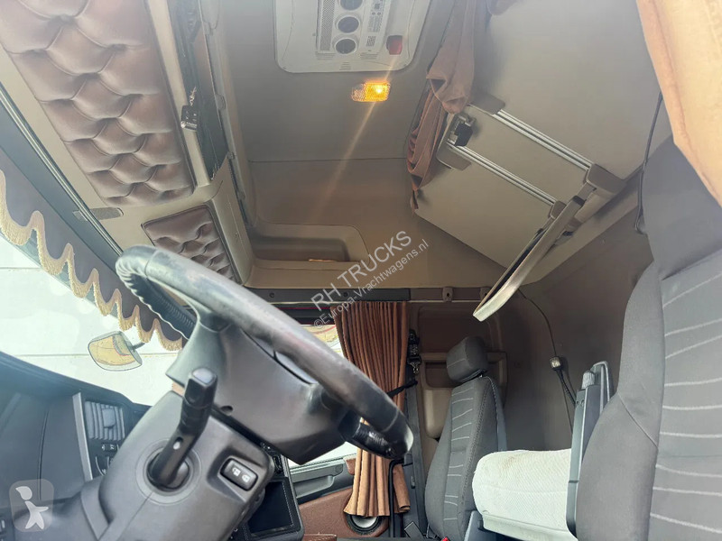 Vrachtwagen Scania 6X2 EURO6 + VAN ECK HANGER