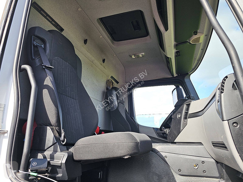 Camion Mercedes ANTOS L 19T TAILLIFT