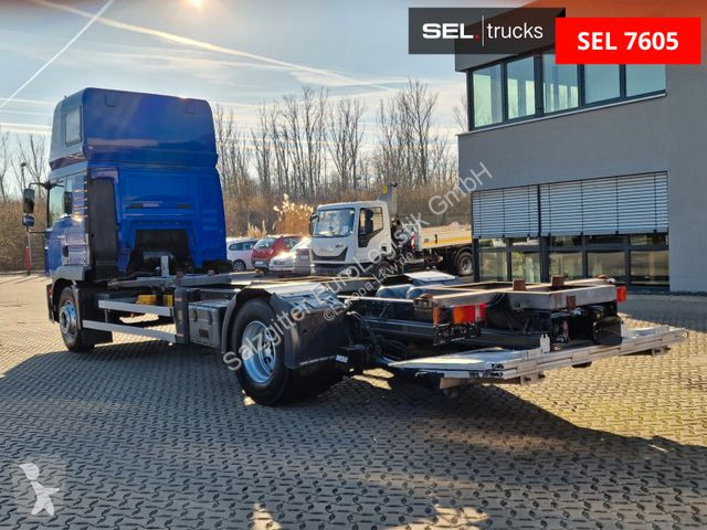 Camion MAN 18.340 4X2 LL / Ladebordwand / 3 Betten