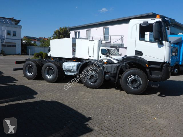 Camion Iveco T-Way AD410T54 8X4 Radstand.4250mm...