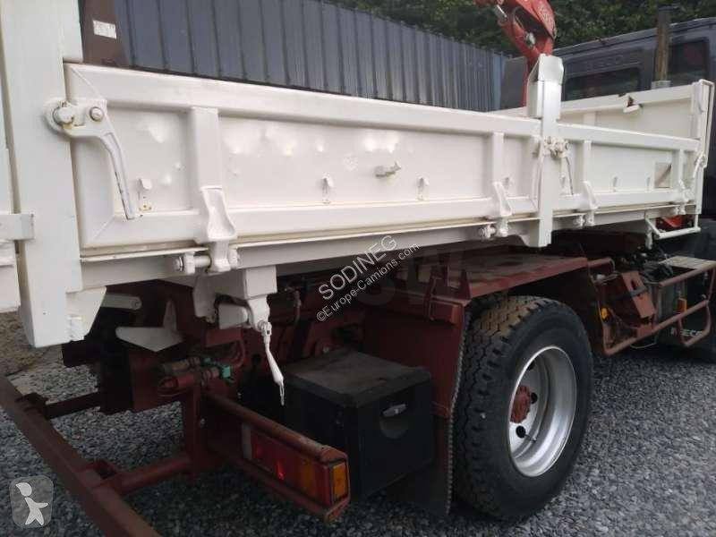 Camion Iveco  GRUE TECTOR 130E18