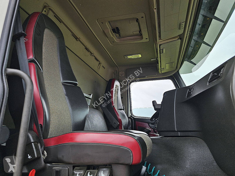 Kamion Volvo FMX 13500 HYDROBORD 6X4 LIFTAX