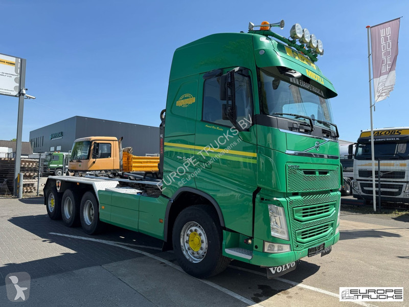 Kamion Volvo FH540 Full Air - Hiab Hook 21 T - 8x4