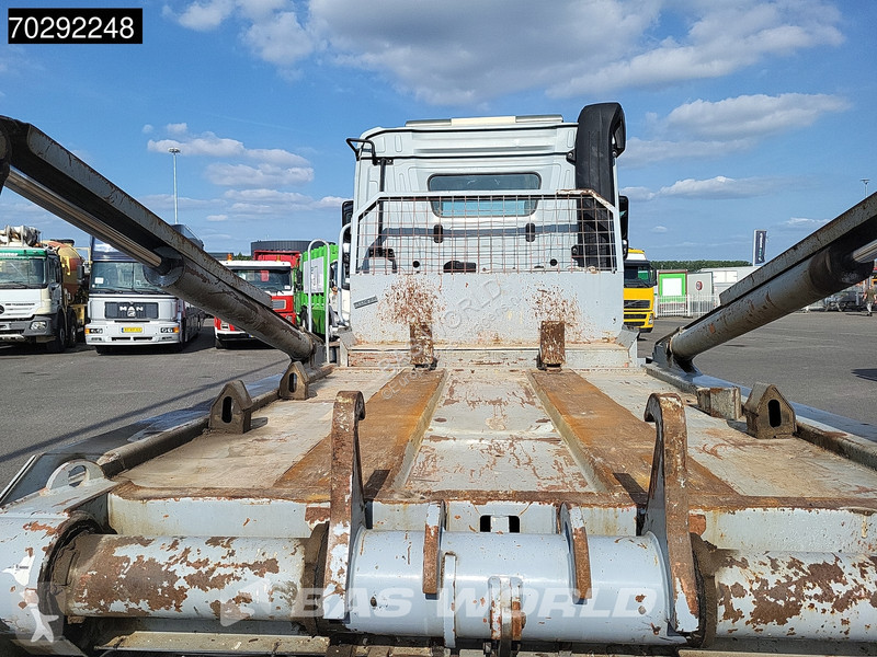 Kamion Mercedes 1948 4X2 14tons skiploader...