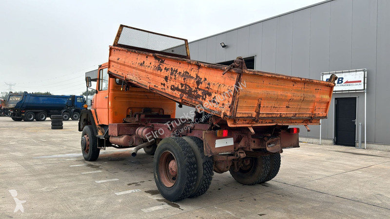 Camion Iveco 160 - 15 (GRAND PONT / LAMES / 4X4)