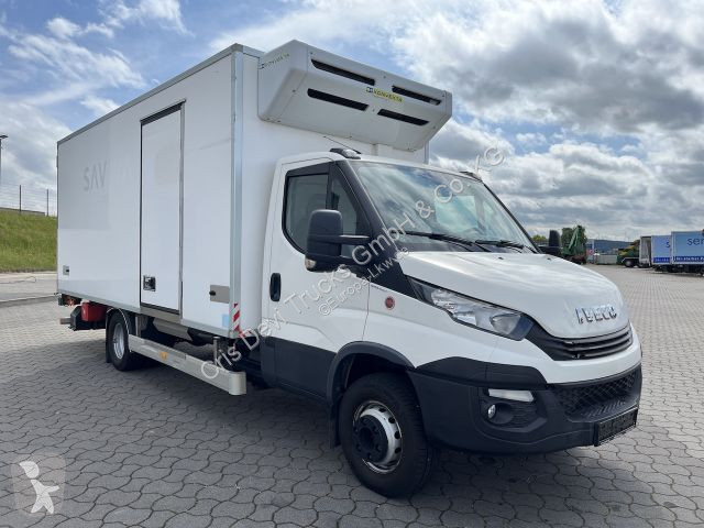 Camião Iveco 70C18 Kühlkoffer mit Ladebordwand...