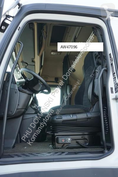 Kamion s návěsem Mercedes / TANDEM