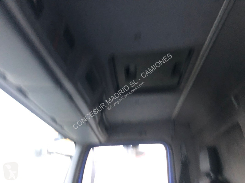 Kamion Mercedes  1218