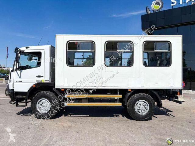 Camion Mercedes ATEGO 1326 4x4 Double Cab...