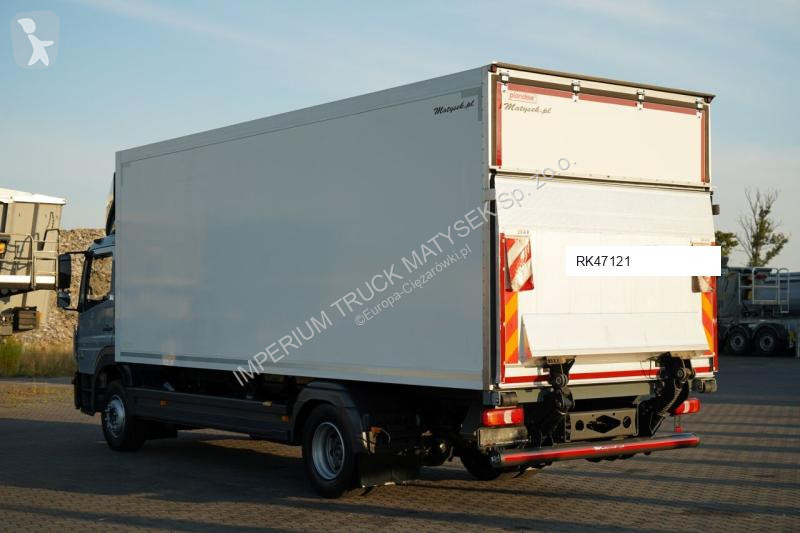 Camion Mercedes ATEGO 1521 / IZOTERMA /...