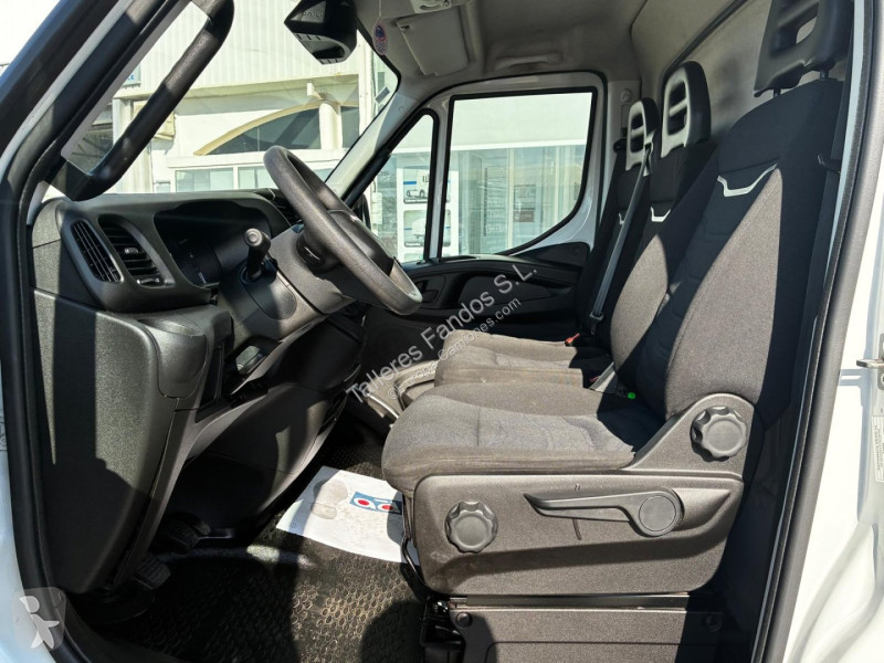 Furgoneta Iveco  35C14 20m3