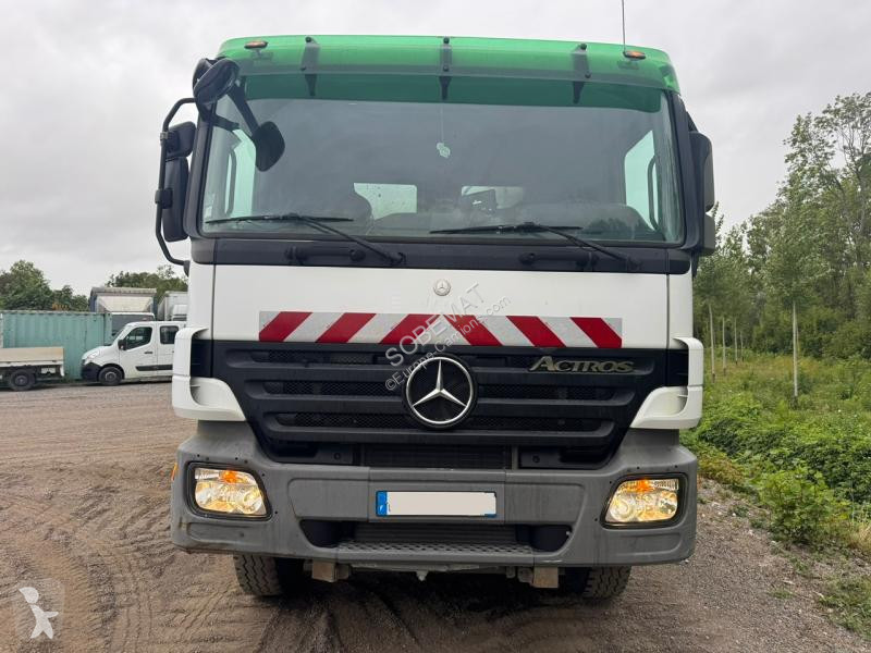 Camion Mercedes 3241