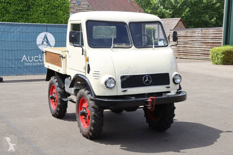 Camion Mercedes 401.104