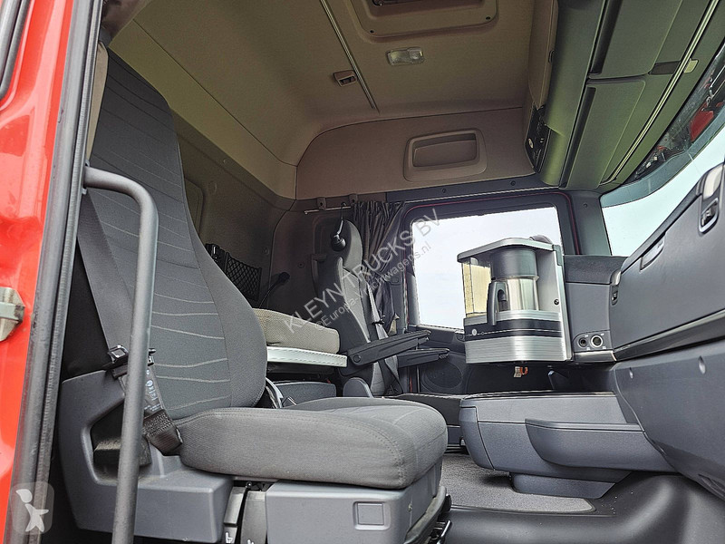 Kamion Scania 6X2*4 RET COMBI LIFT