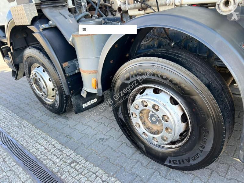 Camion Iveco 410 CONCRETE MIXER LIEBHERR 904 9m³