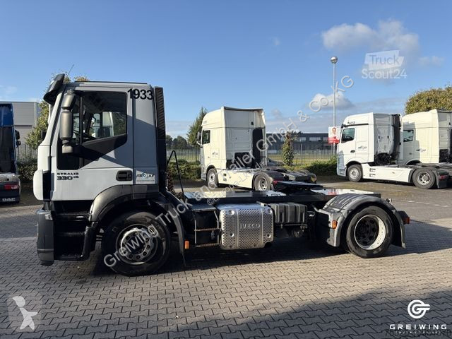 Camião Iveco AD 440 S 33 T/P